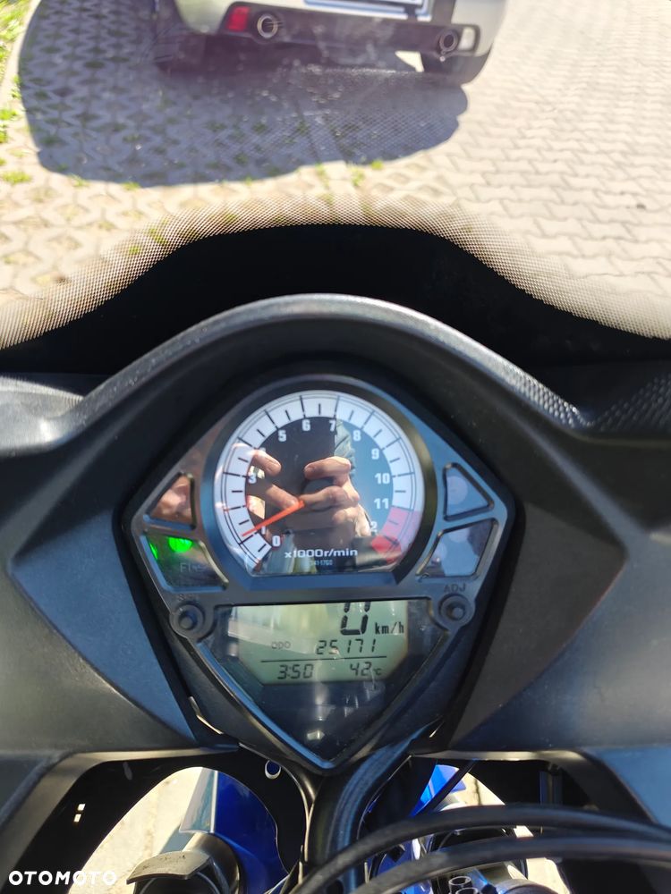 Suzuki SV - 11
