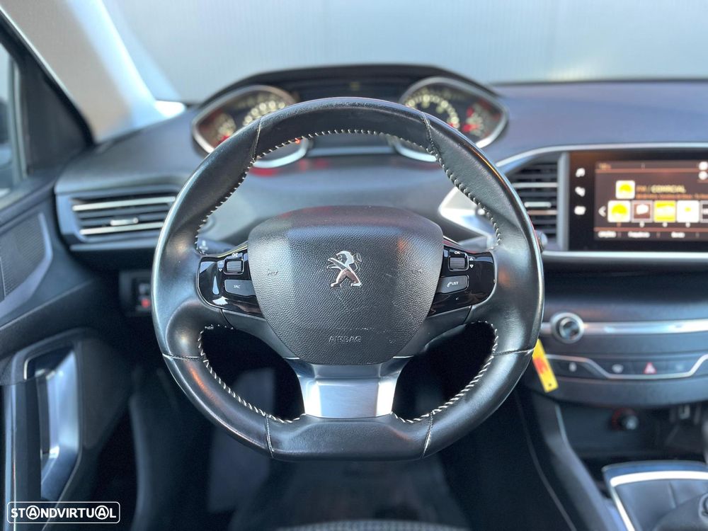 Peugeot 308 1.5 BlueHDi Style - 11