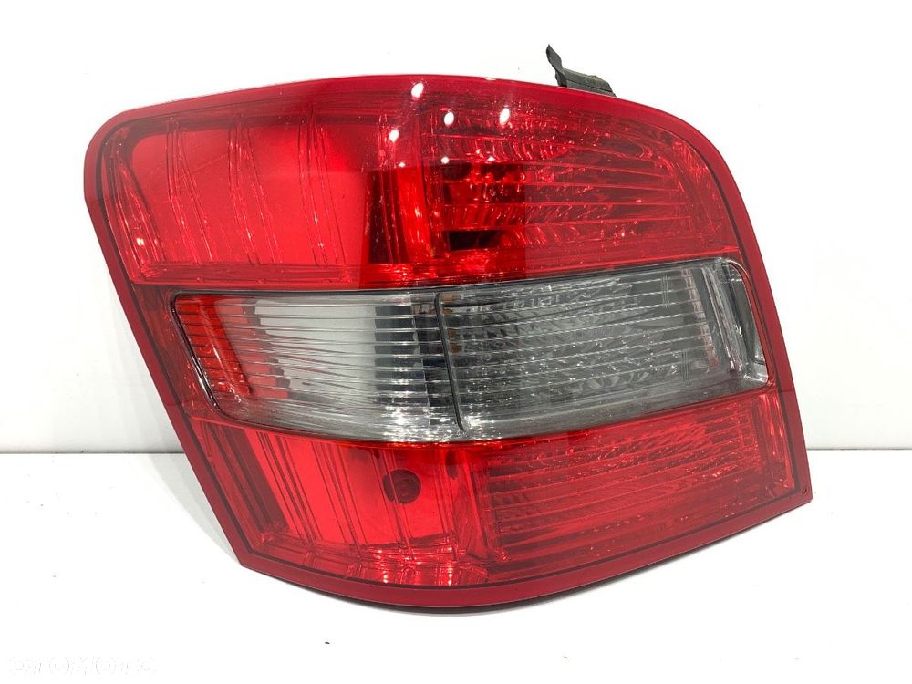 LAMPA LEWY TYŁ MERCEDES-BENZ KLASA GLK (X204) 2008 - 2015 220 CDI (204.902) 125 kW [170 KM] olej - 1