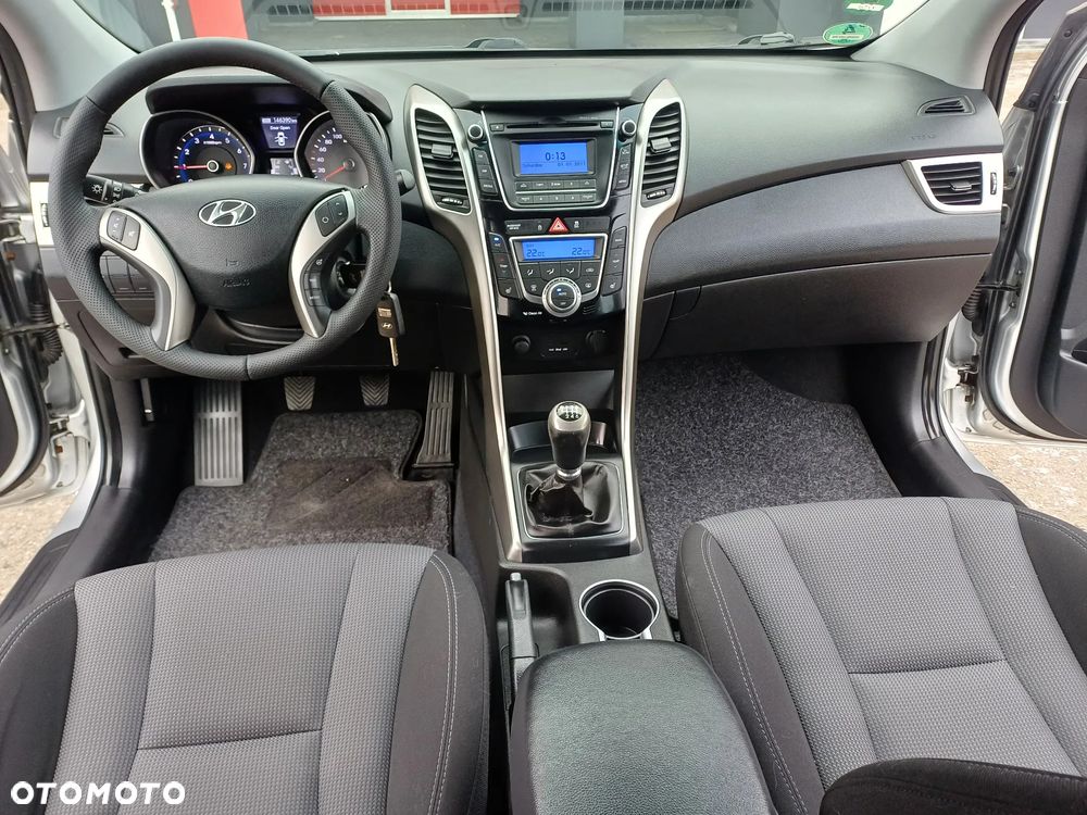 Hyundai i30 blue 1.6 GDI Style - 16