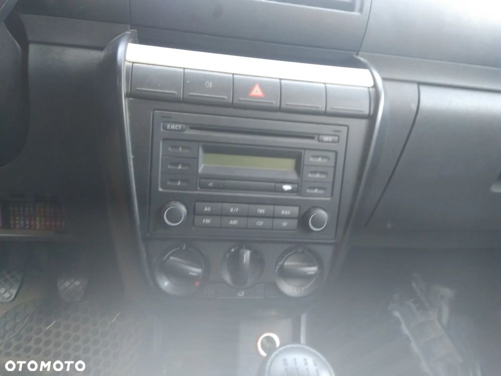 Radio Volkswagen Fox - 1
