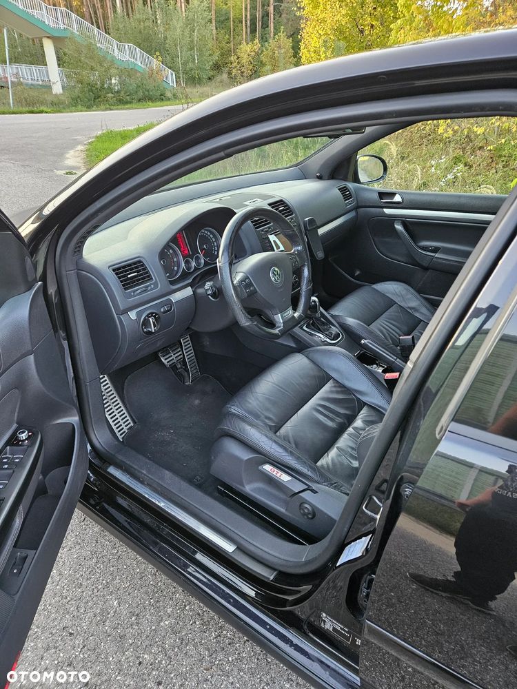 Volkswagen Golf 2.0 GTI DSG - 17