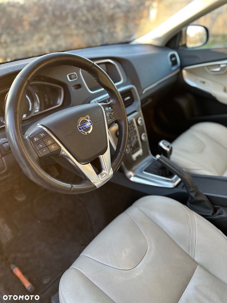 Volvo V40 D2 Drive-E Summum - 15