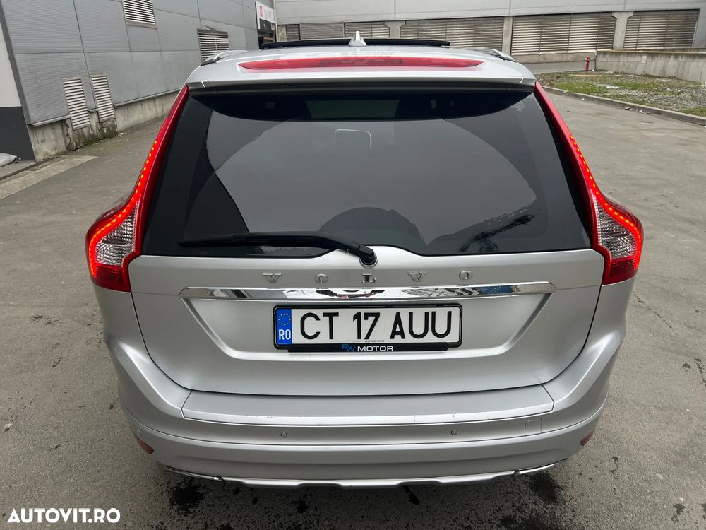 Volvo XC 60 D4 Geartronic Summum - 24