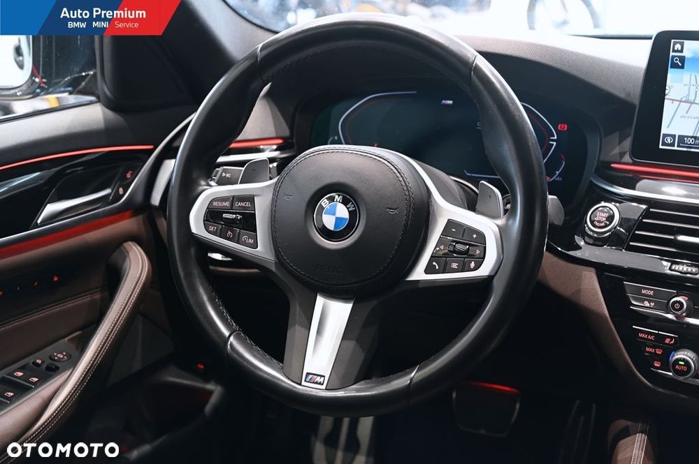 BMW Seria 5 540i xDrive mHEV M Sport sport - 16