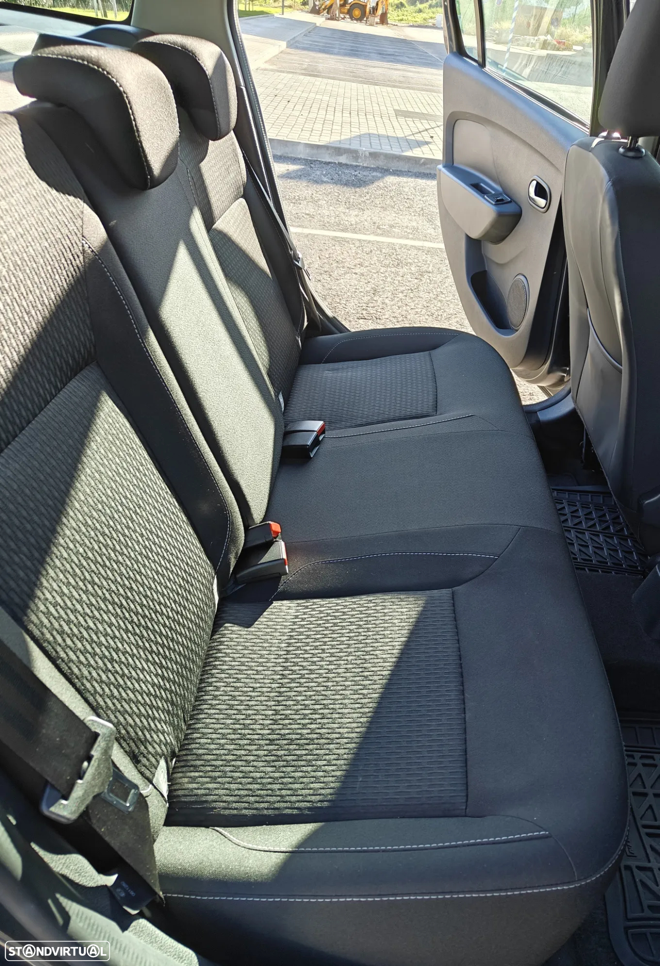 Dacia Logan MCV 0.9 TCe Confort - 14