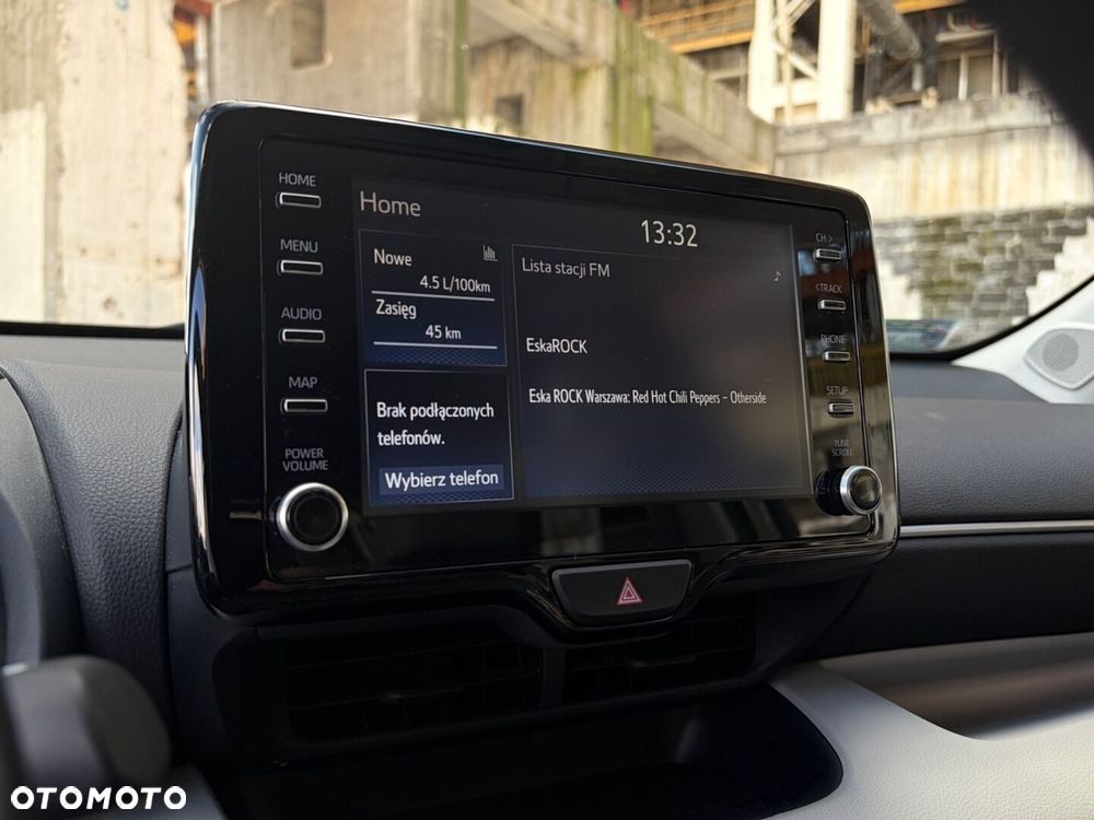 Toyota Yaris 1.5 Selection Elegant - 19