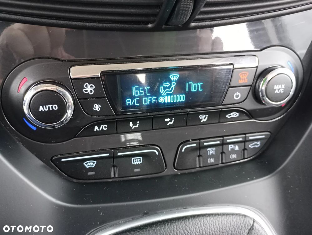 Ford Kuga 2.0 TDCi 4WD Titanium - 15