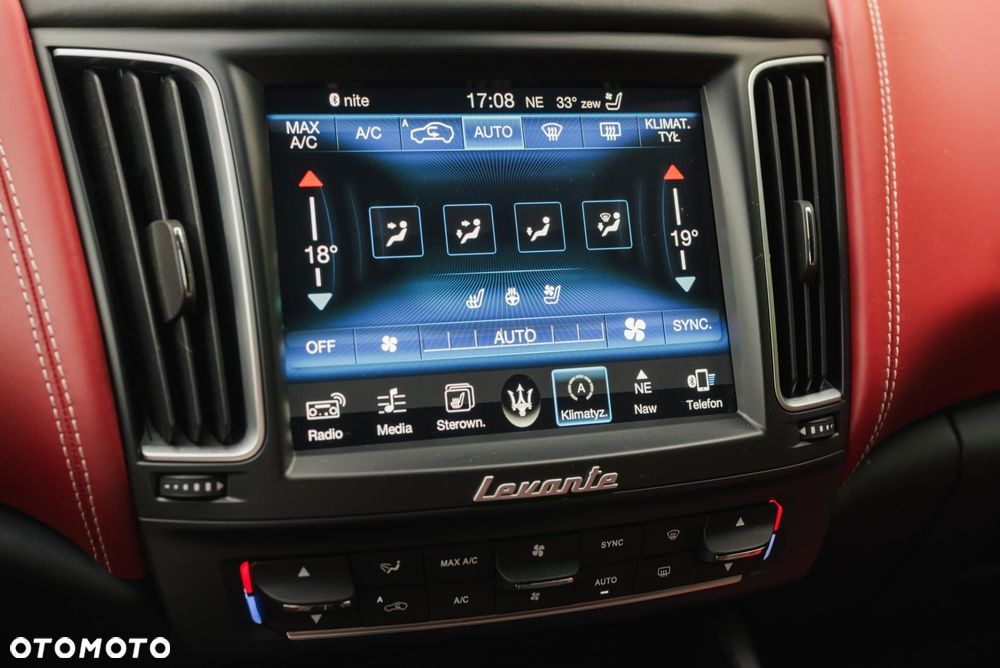 Maserati Levante S - 17
