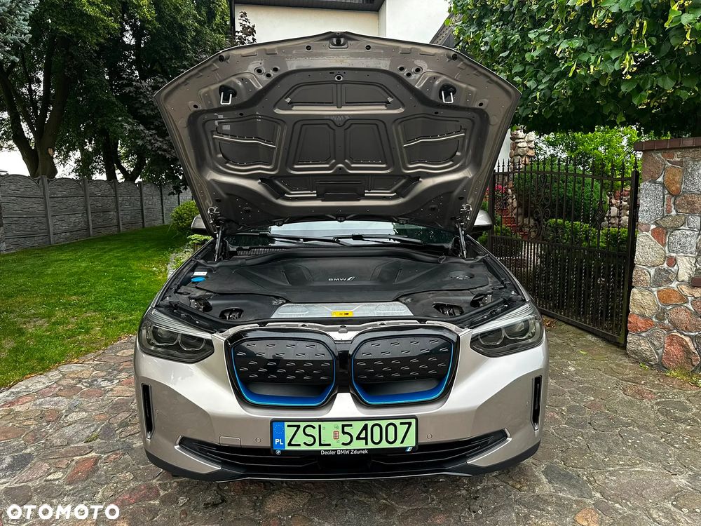 BMW iX3 Standard - 22