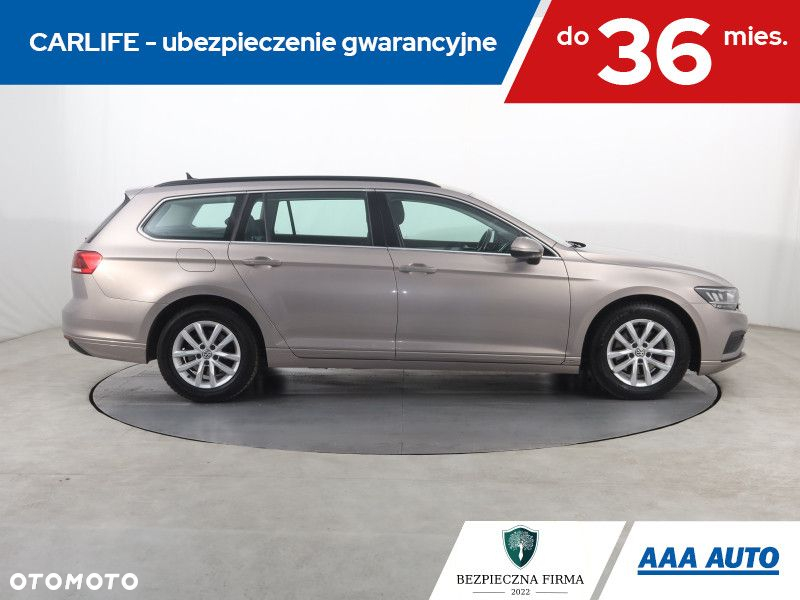 Volkswagen Passat - 7