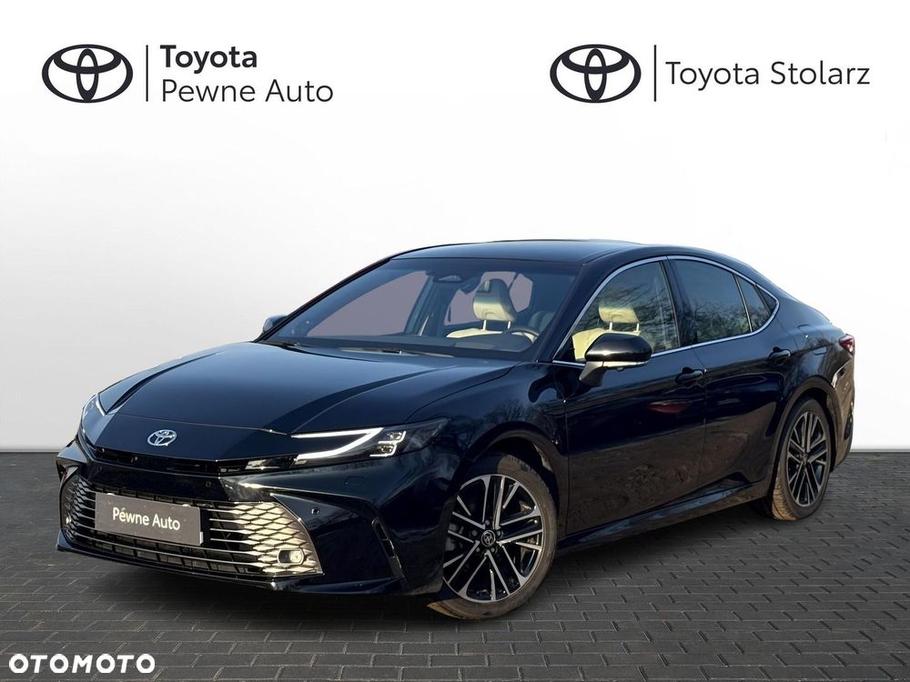 Toyota Camry - 1