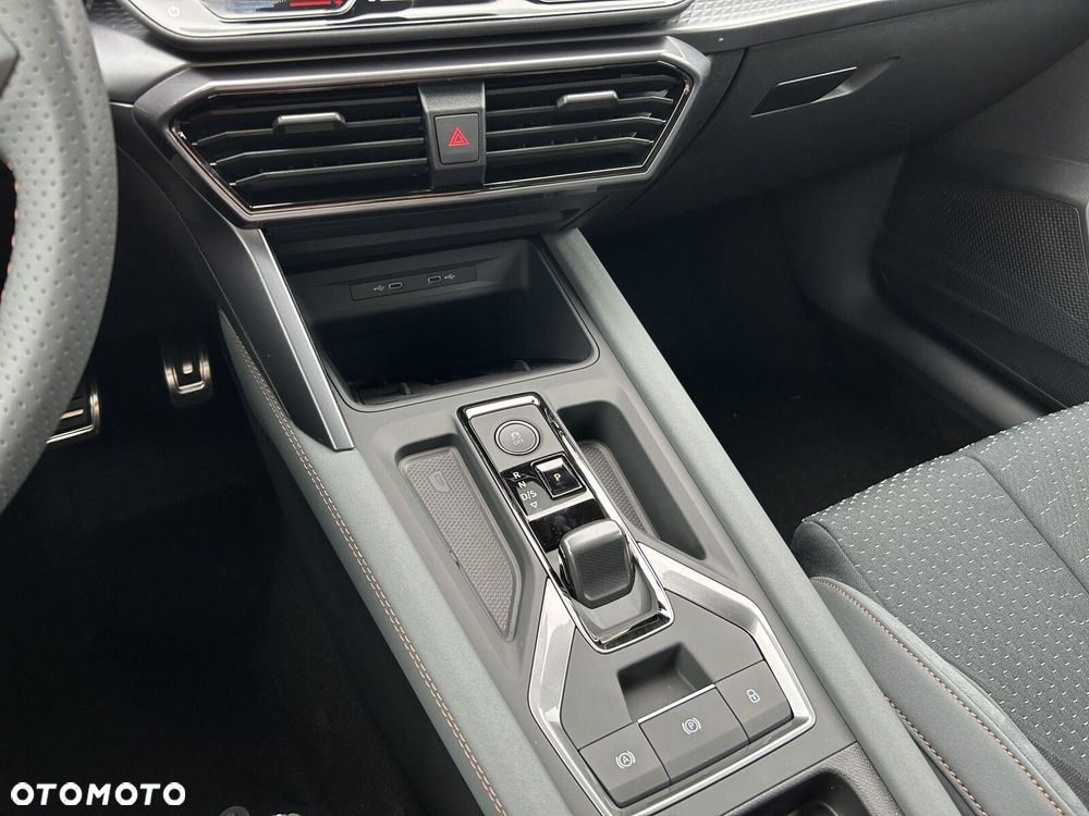Cupra Leon Sportstourer 2.0 TSI 4Drive VZ DSG - 26