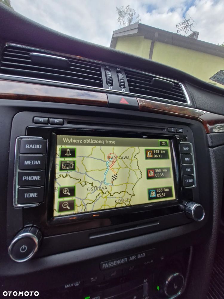 Skoda Superb 2.0 TDI DSG Exclusive - 17