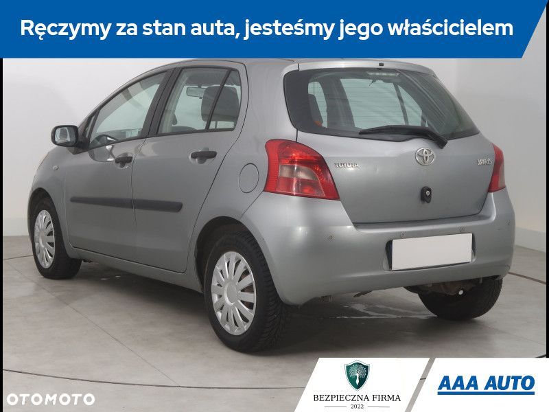 Toyota Yaris - 5