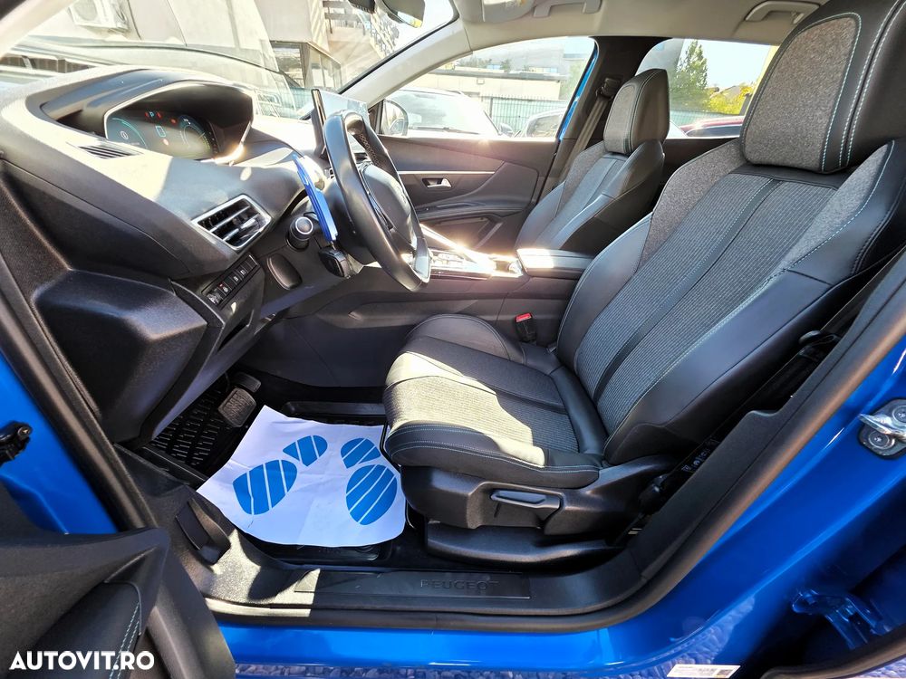 Peugeot 3008 Plug-In Hybrid 225 e-EAT8 Allure Pack - 23