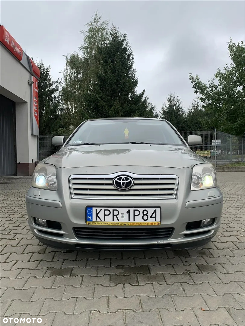 Toyota Avensis 2.2 D-4D X Premium - 6