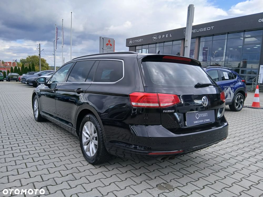Volkswagen Passat 1.8 TSI BMT Comfortline DSG - 4