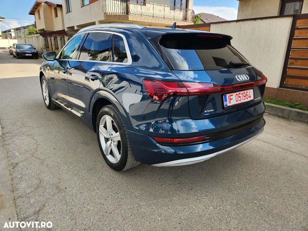 Audi e-tron 50 quattro Advanced - 12