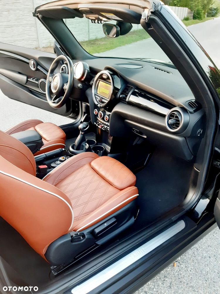 MINI Cooper Standard - 23