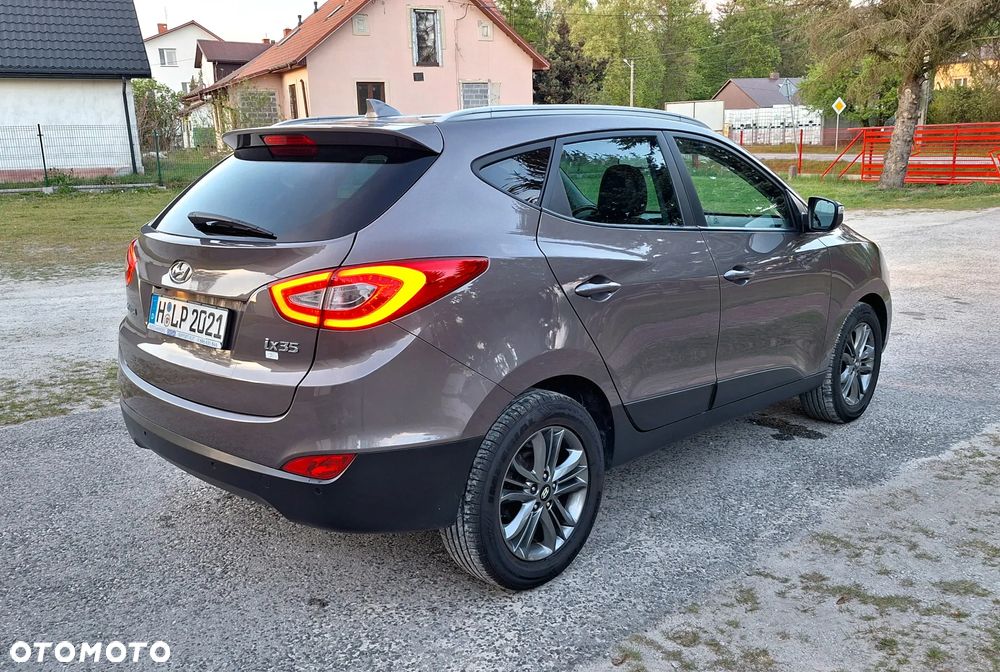 Hyundai ix35 1.6 2WD Fifa World Cup Edition - 35