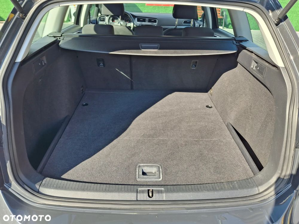 Volkswagen Golf 1.6 TDI BlueMotion Trendline - 16