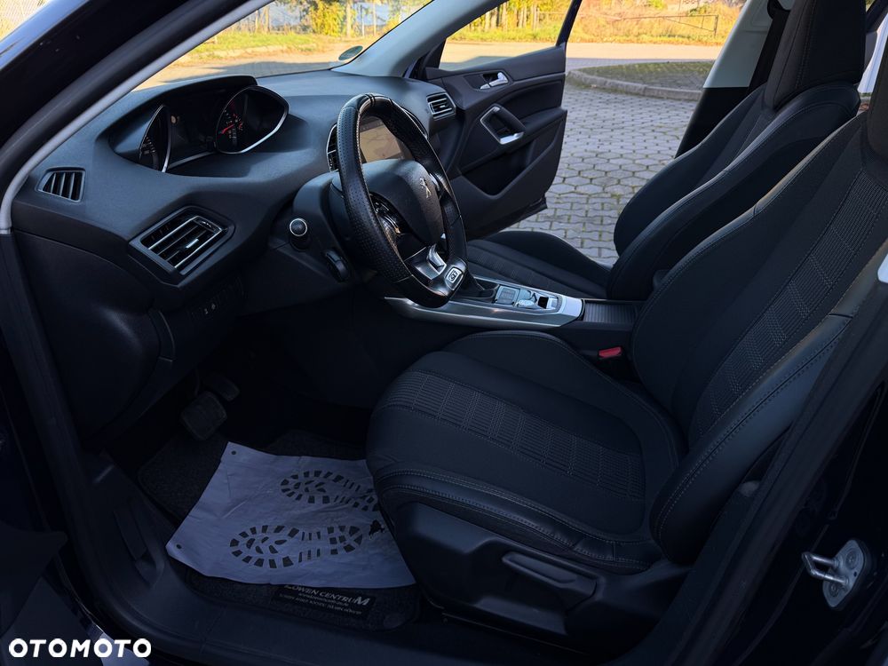 Peugeot 308 BlueHDi 150 EAT6 Stop & Start GT-Line Edition - 15