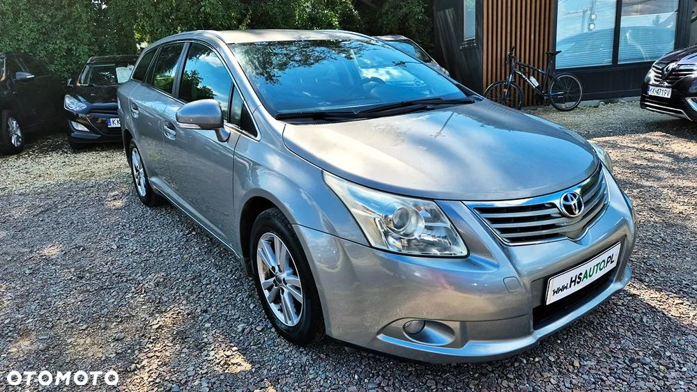 Toyota Avensis - 6