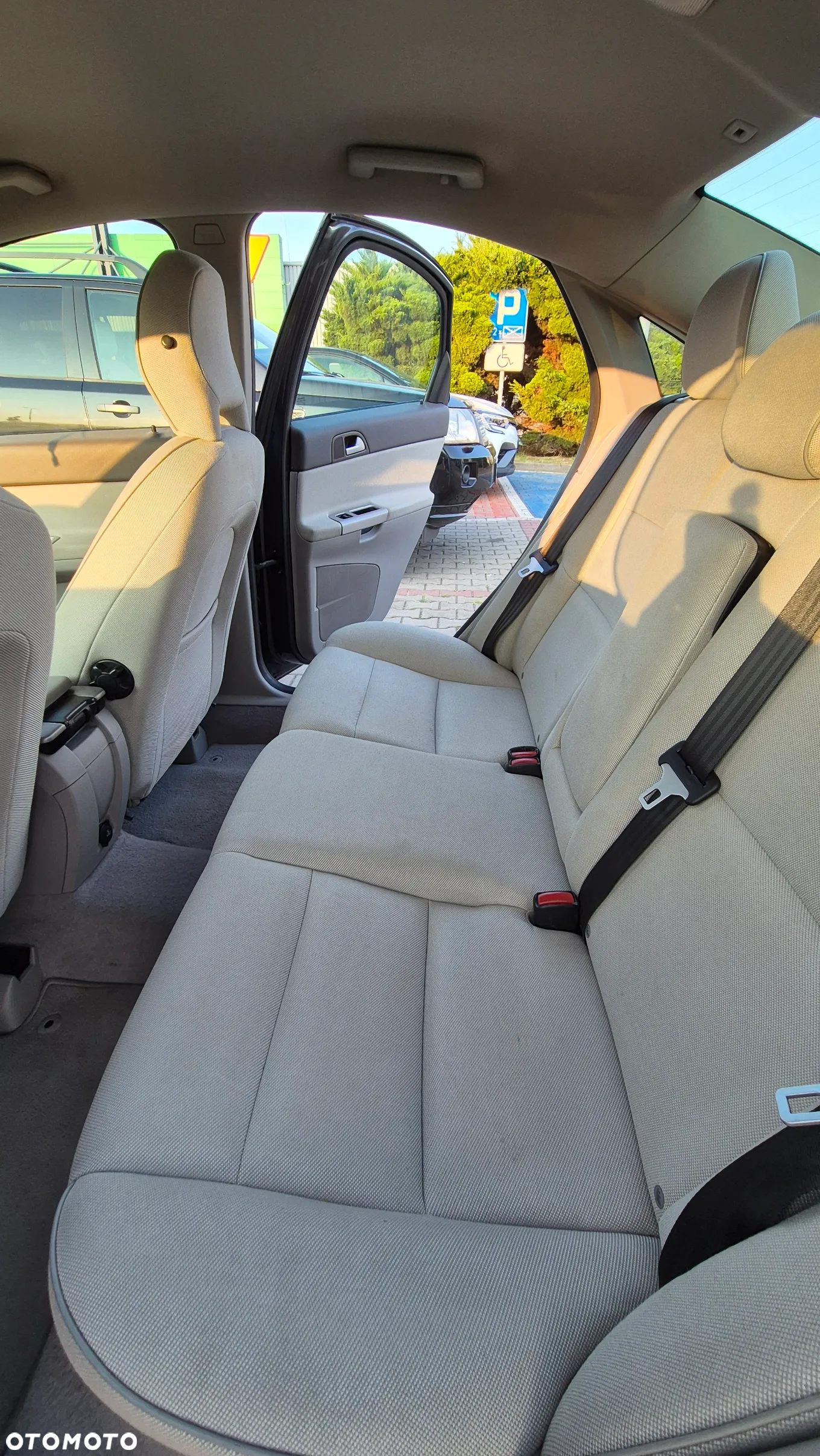 Volvo S40 1.6 Momentum - 12