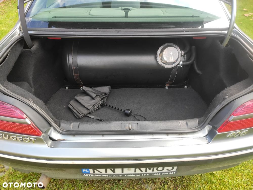 Peugeot 406 - 8