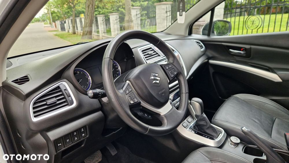 Suzuki SX4 - 11