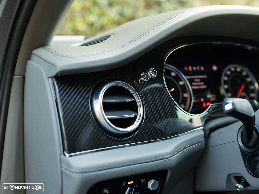 Bentley Bentayga V8 - 39