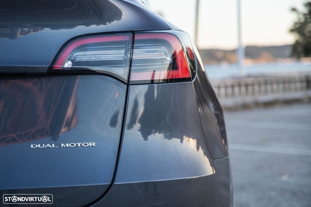 Tesla Model Y Long Range Tração Integral - 4