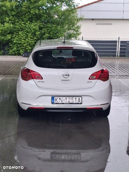 Opel Astra - 2