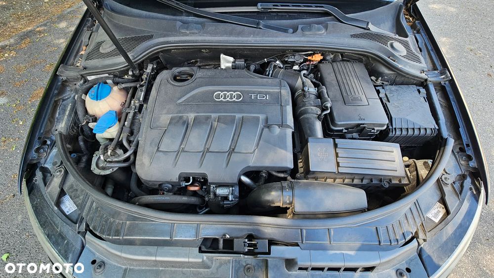 Audi A3 Sportback 2.0 TDI DPF Ambiente - 16