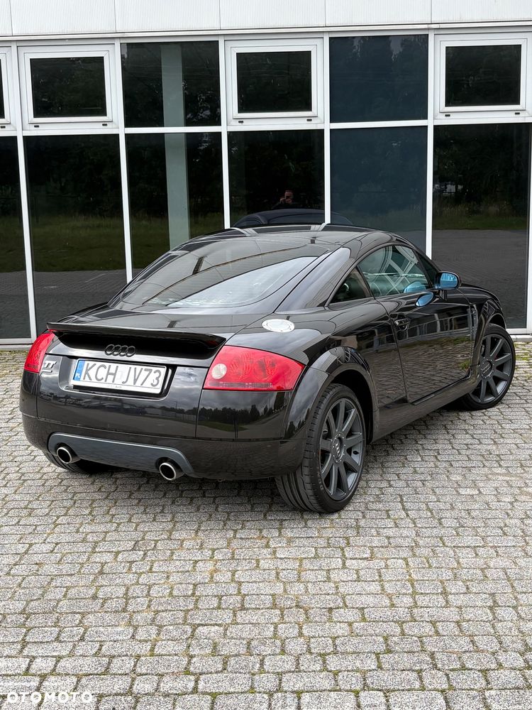 Audi TT Coupé 1.8T Quattro - 16