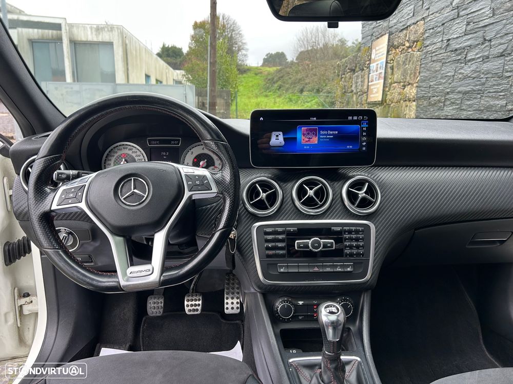 Mercedes-Benz A 180 CDI AMG Line - 13