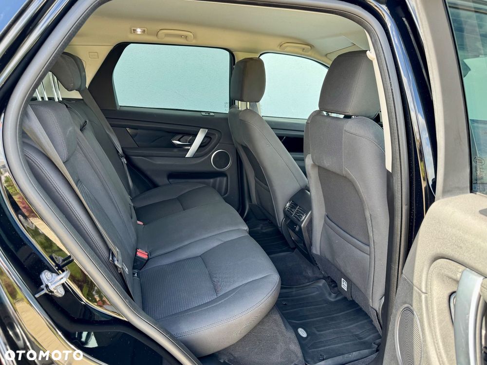 Land Rover Discovery Sport 2.0 D180 R-Dynamic S - 12