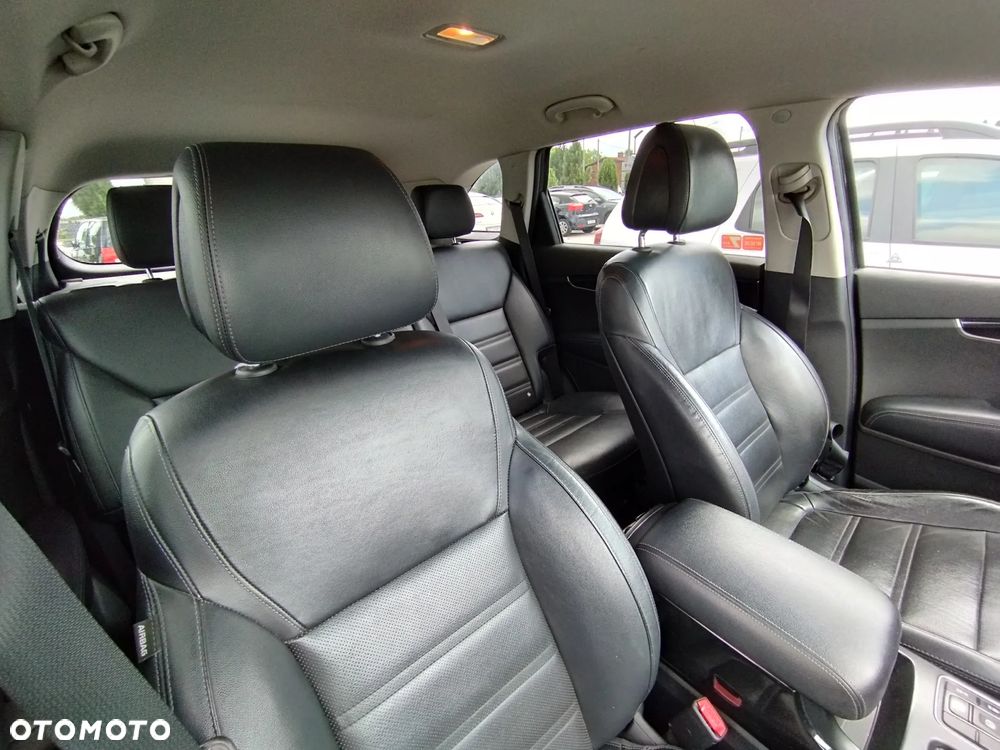 Kia Sorento - 11