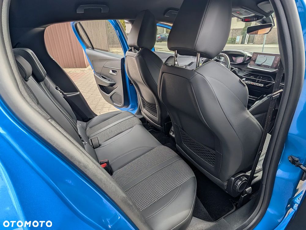 Peugeot 208 PureTech 110 Stop & Start EAT6 Signature - 27