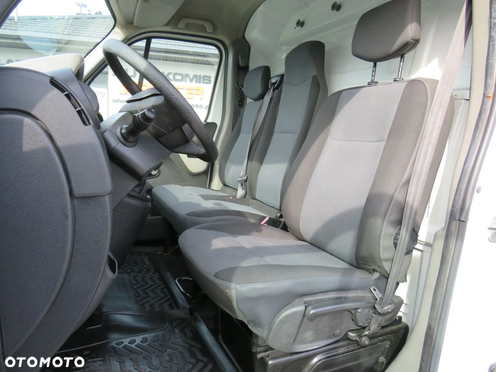 Renault Master L2H2 2.3dci 101Ps - 26