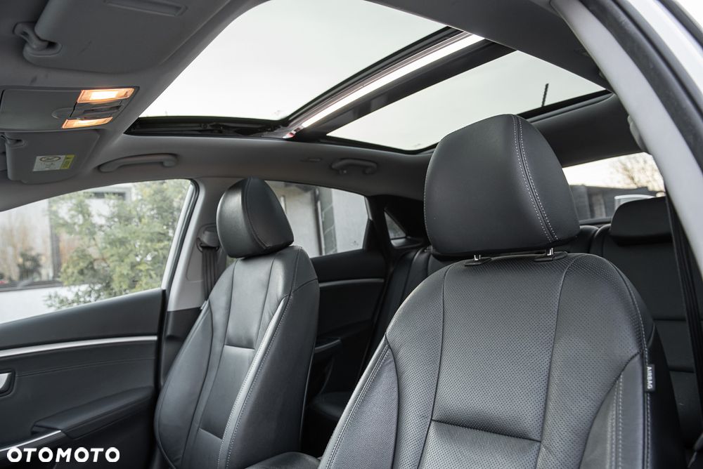 Hyundai i30 1.6 CRDi Automatik Trend - 18