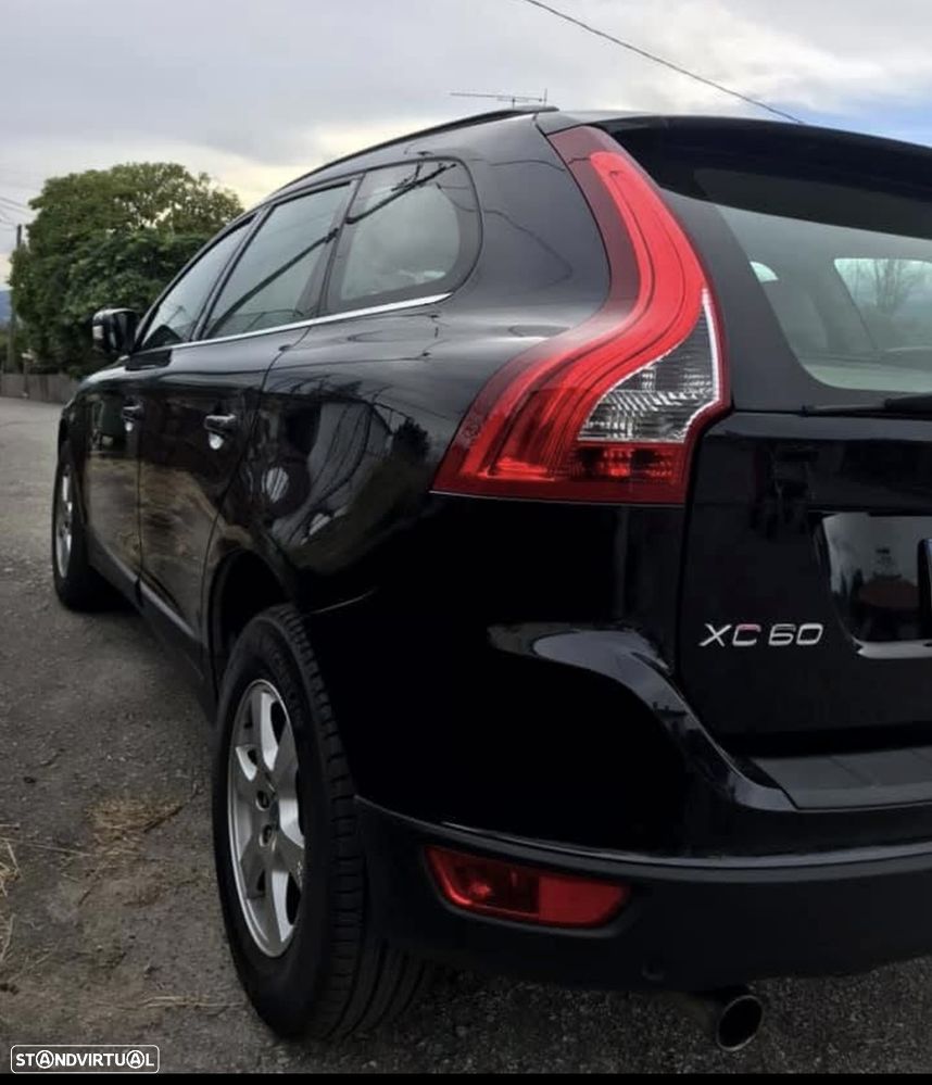 Volvo XC 60 2.4 D5 R-Design AWD Start/Stop - 5