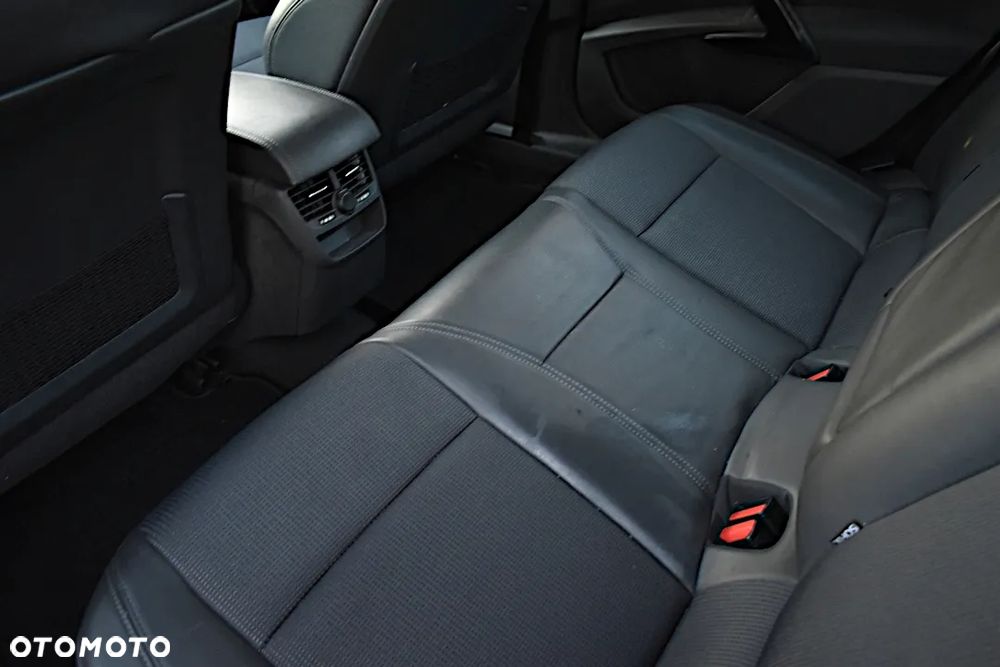 Peugeot 508 1.6 T Allure - 26