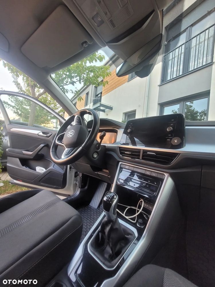 Volkswagen T-Roc - 14