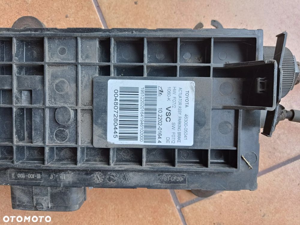 Hamulec ręczny Mechanizm ręcznego linki 46300-05041 Toyota Avensis T27 T29 - 6