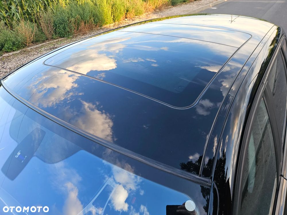 BMW Seria 3 318i - 25