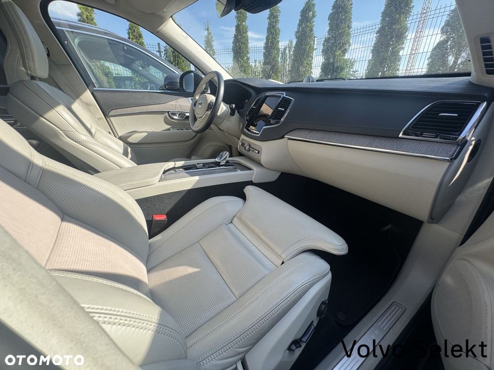 Volvo XC 90 - 29