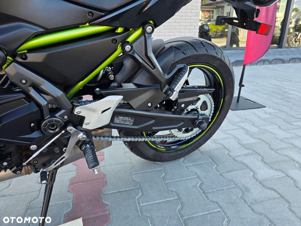 Kawasaki Z 650 - 23