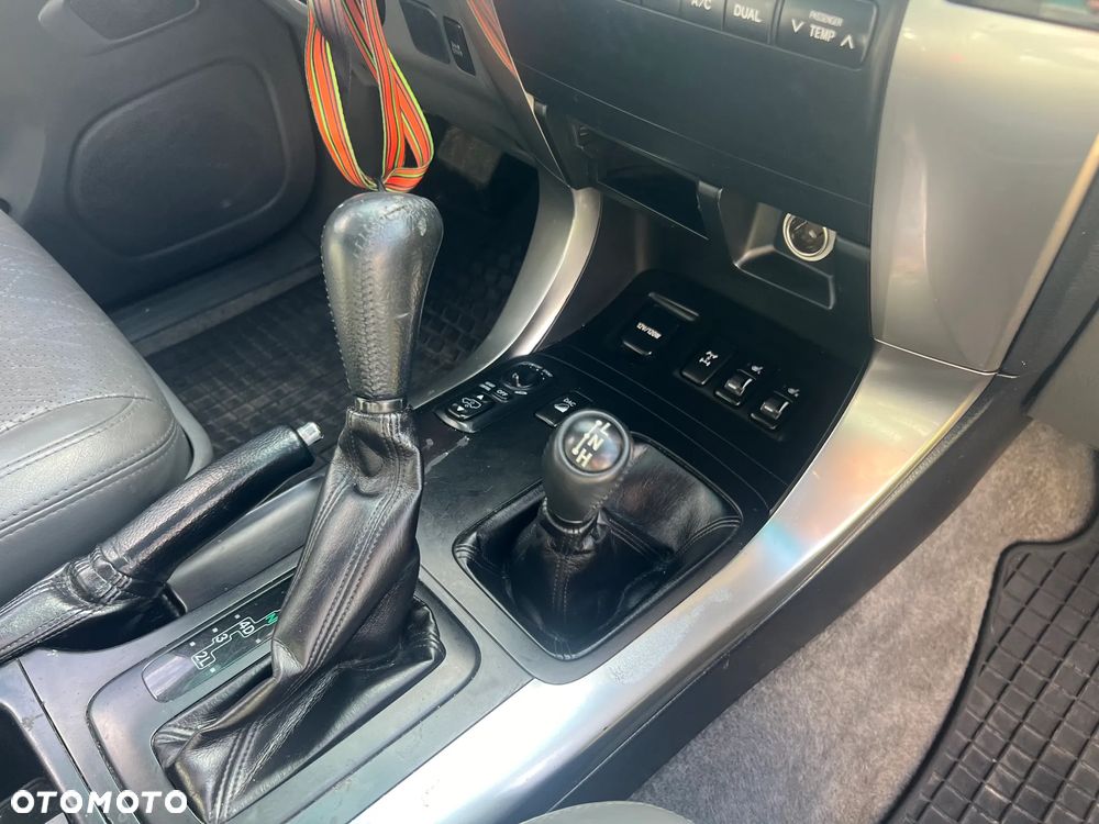 Toyota Land Cruiser 3.0 D X Platinium - 24